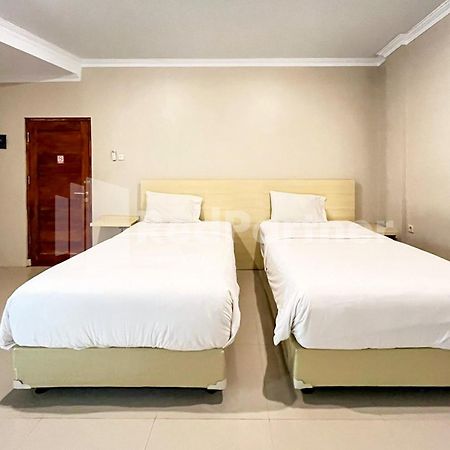 Hotel Andono Near Yia Mitra Reddoorz Temon Dış mekan fotoğraf