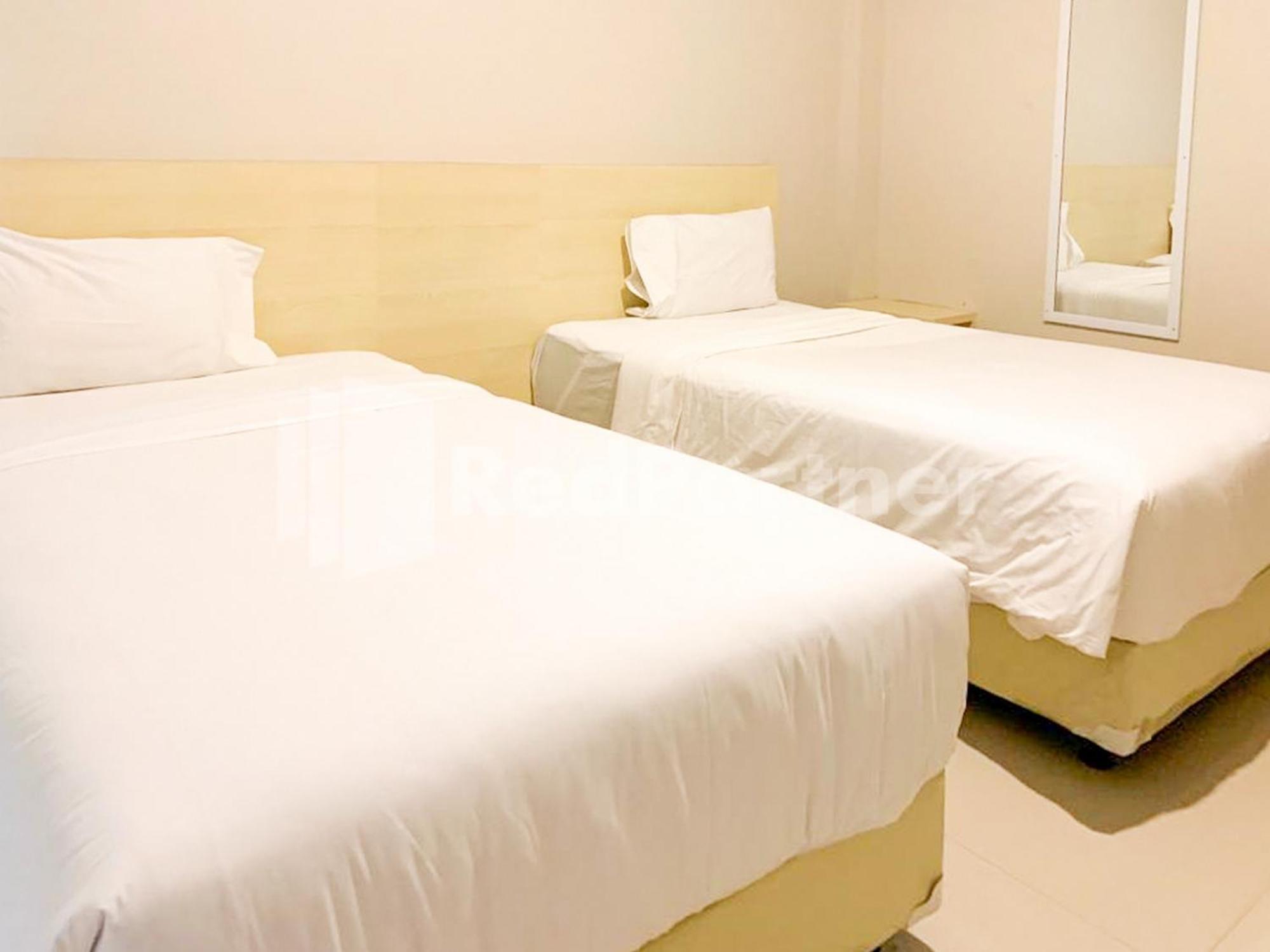 Hotel Andono Near Yia Mitra Reddoorz Temon Dış mekan fotoğraf