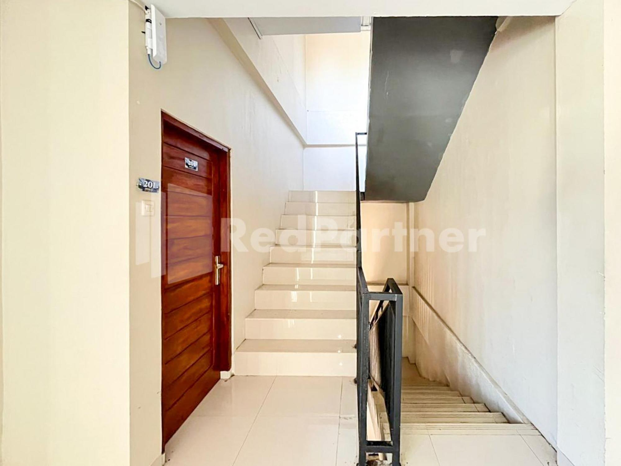 Hotel Andono Near Yia Mitra Reddoorz Temon Dış mekan fotoğraf